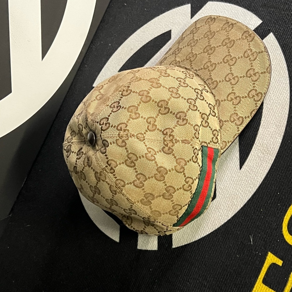 Gucci hat - Picture 5 of 9